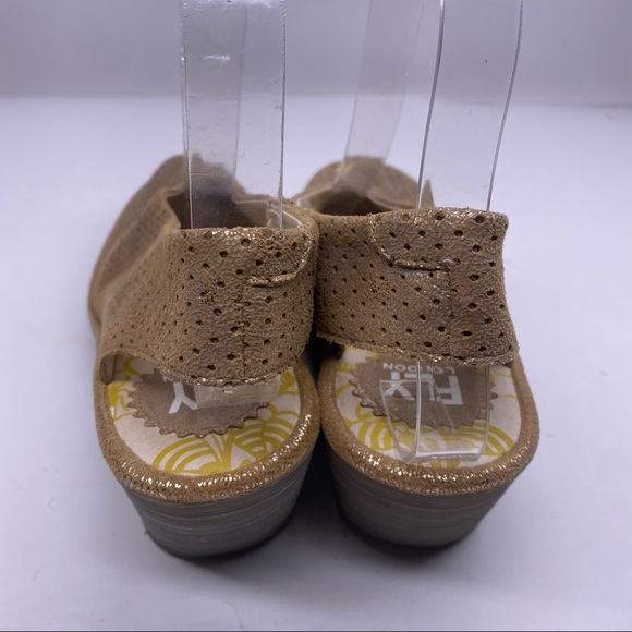 FLY London Yala Perf peep-toe wedge bronze Size 37 - Picture 4 of 5